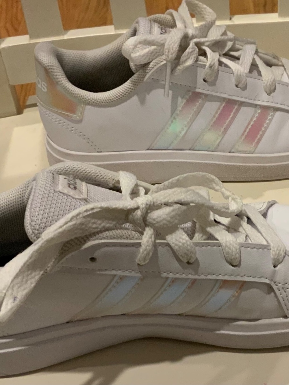Little Girl Adidas Shoes - Picture 3 of 6
